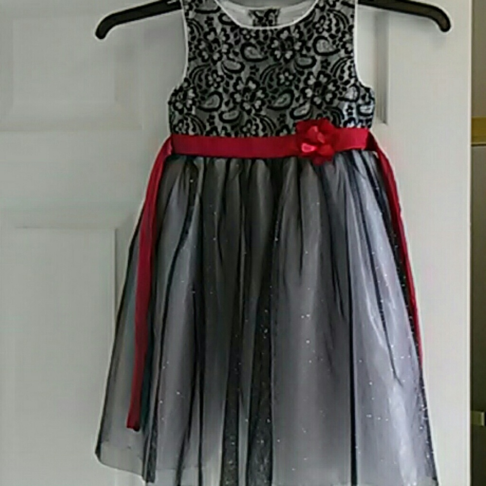Girls Dress by YOUNGLAND